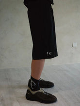 From Street American retro black metal logo mesh breathable knee high casual sports shorts for men