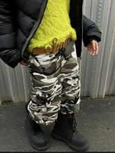 Same style loose washed ripped denim shorts from street capper, hip-hop wide leg shorts, camouflage cropped pants