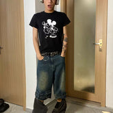 New Mickey cartoon style short sleeved T-shirt from the street with a small neckline, front shoulder, slim fit, and a clean fit for men
