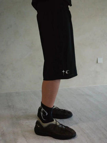 From Street American retro black metal logo mesh breathable knee high casual sports shorts for men