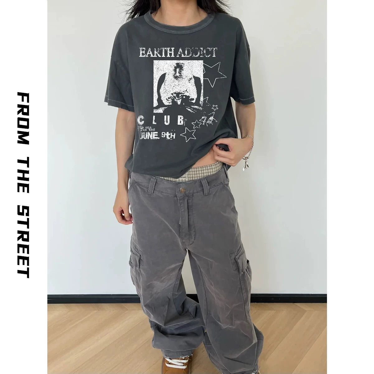 From the street retro five pointed star print single seam short sleeved worn-out Vintage lightweight short cut destructive T-shirt
