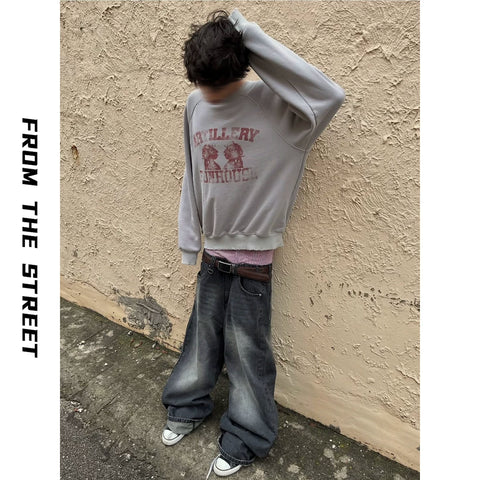 From THE STREET, a street style retro short, wide, gray autumn and winter short collection for men wearing hoodies