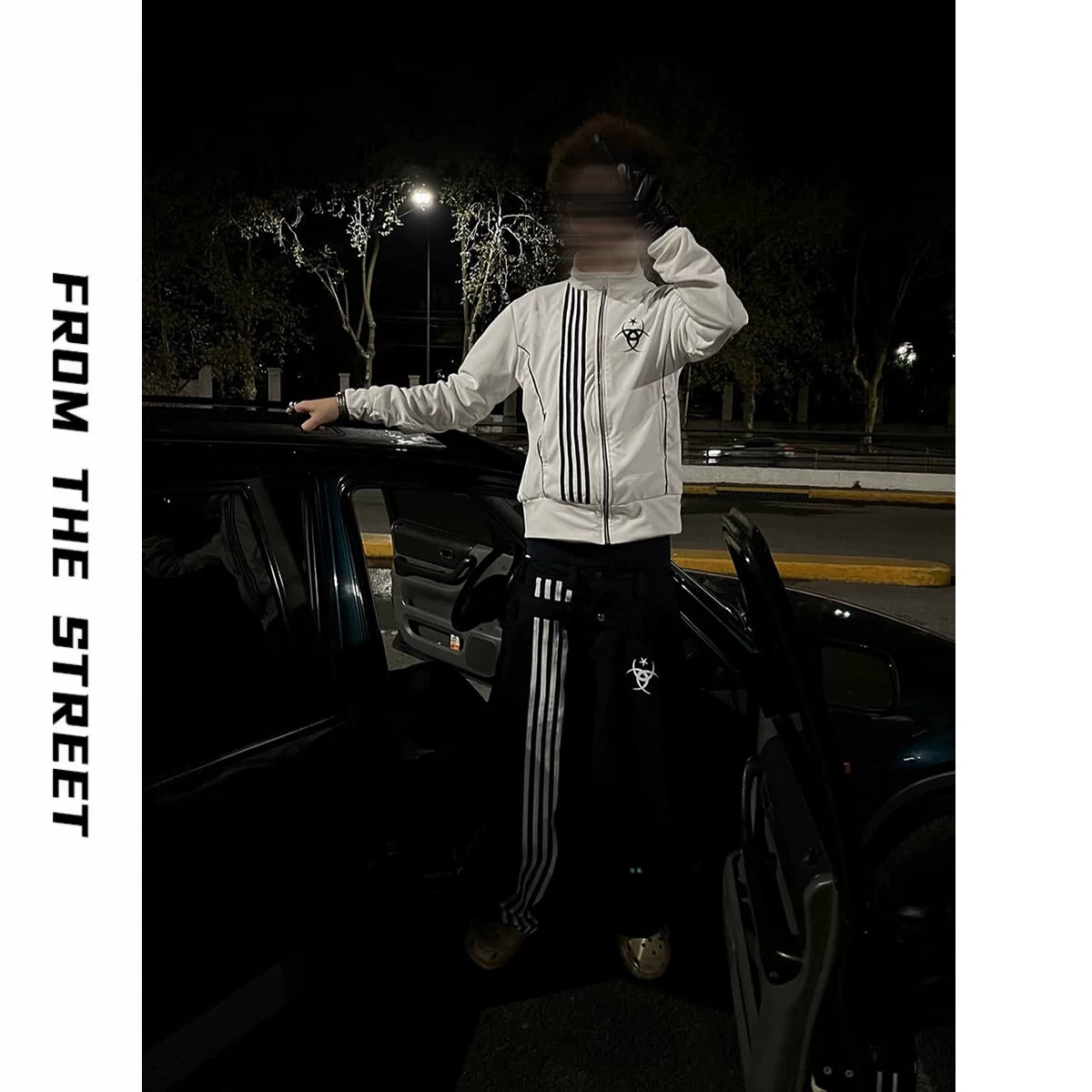 From THE STREET: Street Light Asian Embroidered Four Bar Stand up Collar Jacket, Short Wide Coat, Men's and Women's Trendy