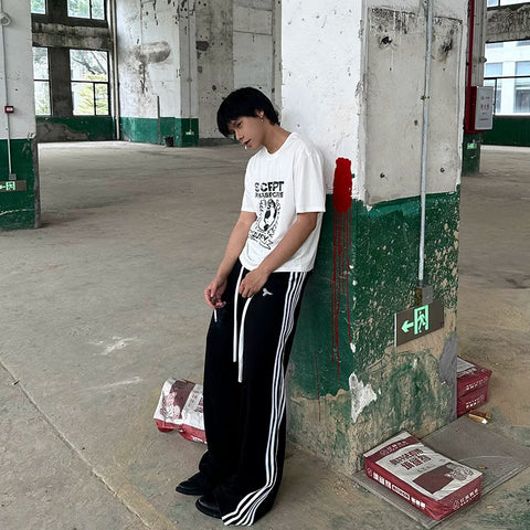 From the street American five bar vertical drawstring sports sweatpants, loose straight leg casual pants, popular versatile pants for men