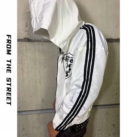 From THE STREET, a street shield with three bars, sports embroidery, American casual hooded jacket