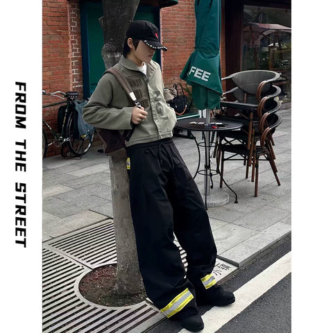 From street firefighting work pants with curved knives, three-dimensional silhouette, loose and wide legs, stacked reflective casual skiing pants